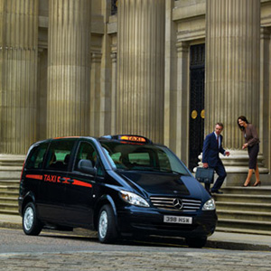 Mercedes-Benz Vito превратится в лондонское такси Mercedes-Benz Vito превратится в лондонское такси